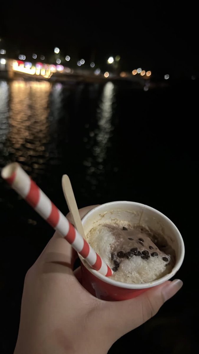 ShivPOnline's tweet photo. Hummm😋

📲| Shivani via Instagram Stories. https://t.co/i3vmCILjME