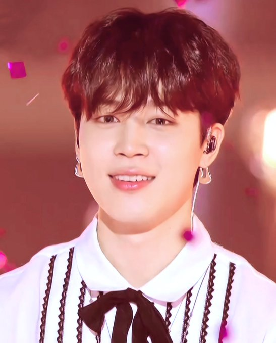 JudithC_PJM's tweet photo. Ha estado guapo el dรญa no? ๐๐๐คฉ๐ฑ๐ซ ๐โพ
Como tiene que ser ๐๐
#BTSMCountdown #BTS_Proof
#RM #JIN #SUGA #JHOPE
#JIMIN #TAEHYUNG #JUNGKOOK
#BTS #๋ฐฉํ์๋
๋จ @BTS_twt https://t.co/cdkMDsdDsE