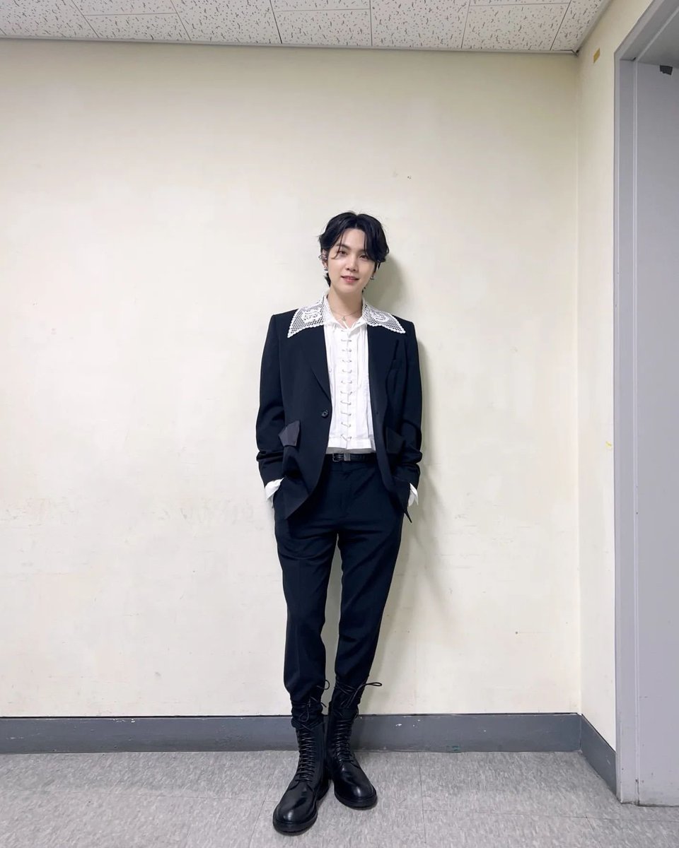 JudithC_PJM's tweet photo. Ha estado guapo el dรญa no? ๐๐๐คฉ๐ฑ๐ซ ๐โพ
Como tiene que ser ๐๐
#BTSMCountdown #BTS_Proof
#RM #JIN #SUGA #JHOPE
#JIMIN #TAEHYUNG #JUNGKOOK
#BTS #๋ฐฉํ์๋
๋จ @BTS_twt https://t.co/cdkMDsdDsE