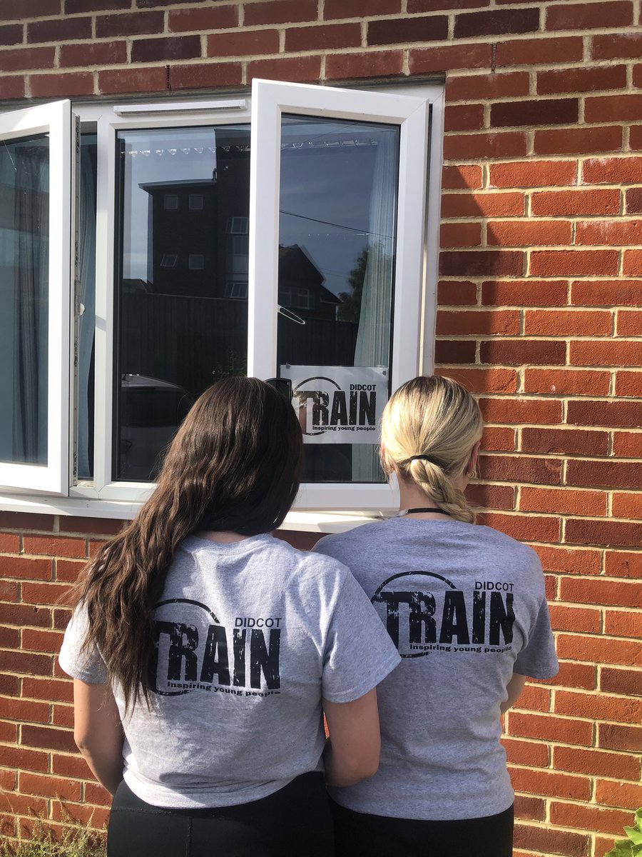 DidcotTRAIN's tweet photo. Great to have two work experience students help us out this week! They’ve been doing amazing and we have really appreciated having them. 

#youthwork #workexperience #didcottrain https://t.co/nwyxbj5qRj