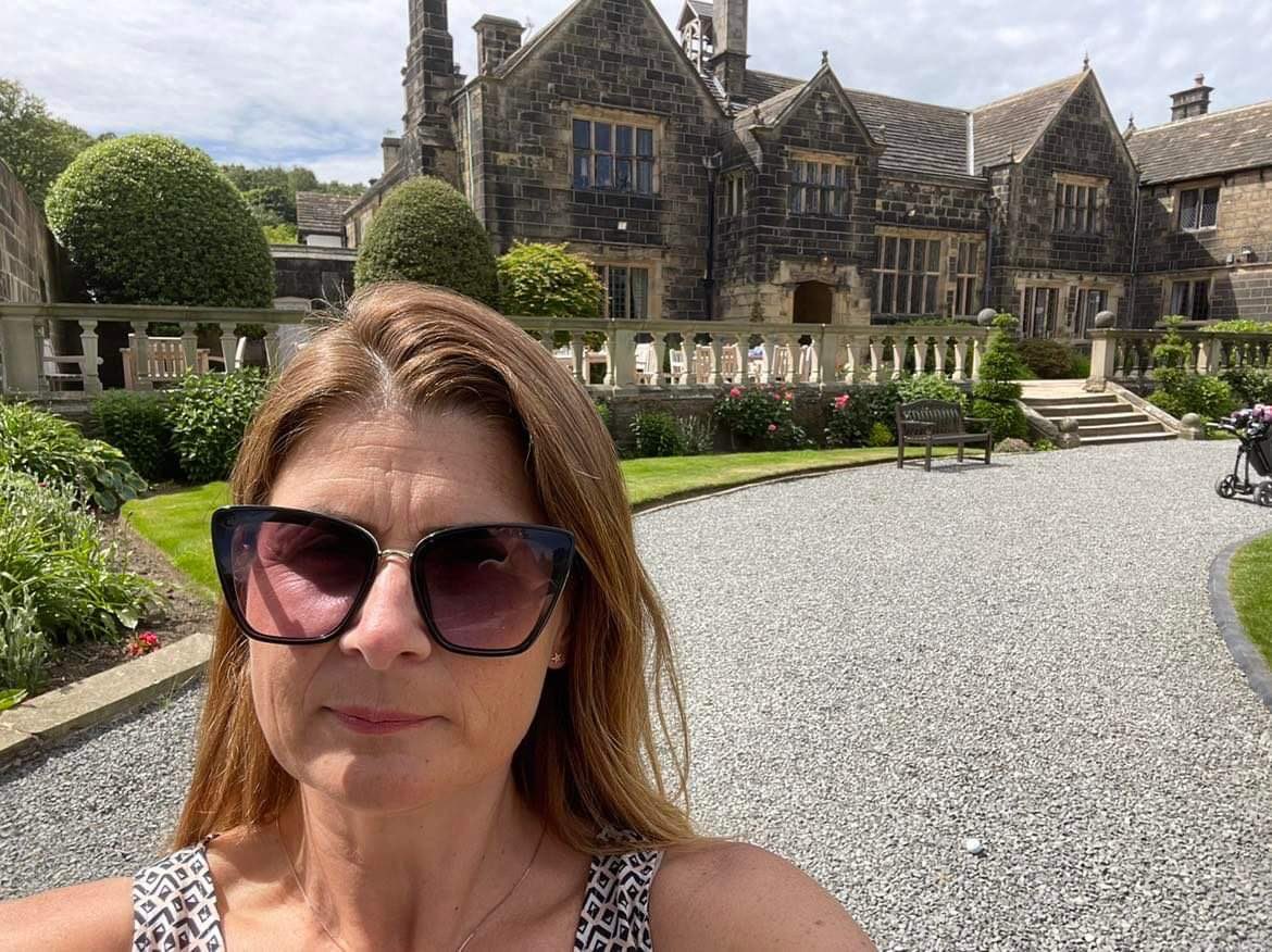 Perfect day for a spot of golf! MD Lucy Parr has joined <a href="/SimpsonWoodCA/">Simpson Wood CA</a> at the stunning <a href="/woodsomegolf/">Woodsome Hall Golf</a> on their annual golf day. Let’s hope she’s under par! (Get it??) Thank you for the invite⛳️