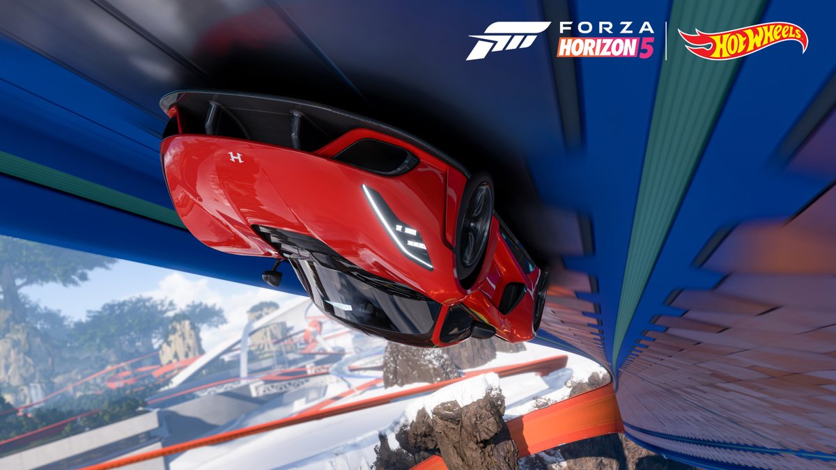 ForzaHorizon's tweet photo. Maybe you could try defying gravity? Magnet tracks mean seeing the world from a whole new angle. #FH5HotWheels https://t.co/XnMvs9IZaM
