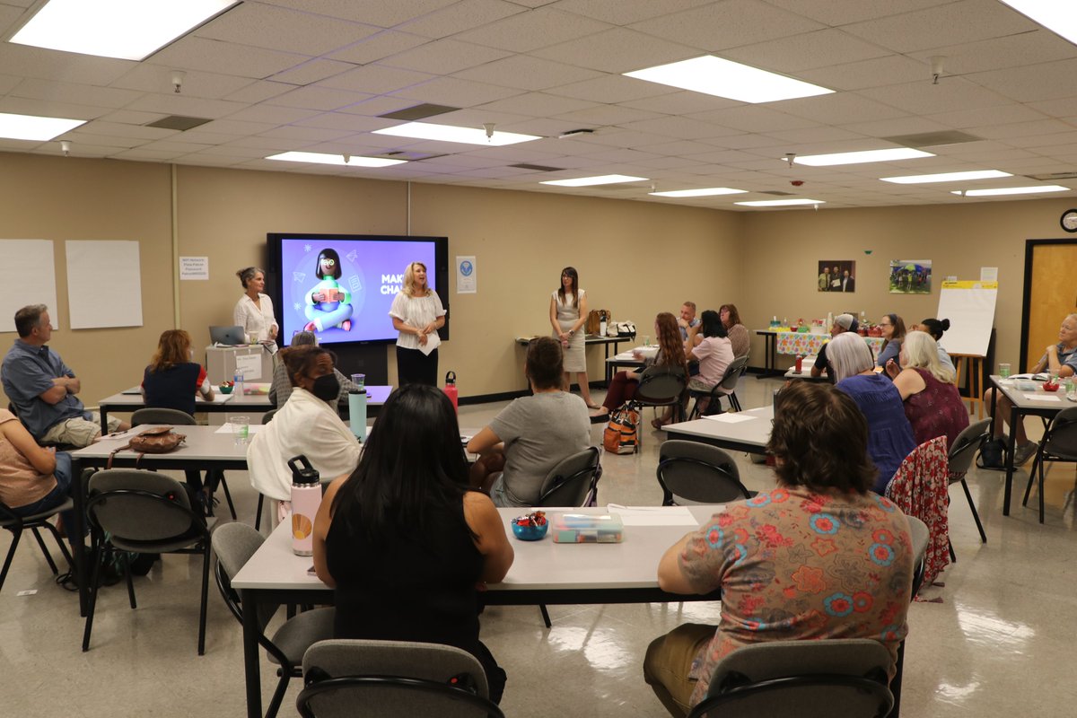 PimaSchoolSup's tweet photo. Premier Professional Development! Our #GiftED Program recently hosted educators from across Pima County for the "Strategies to Grow Abilities" workshop. Educators learned how to use analogy frames to increase ability levels in all students. #pcssPD @thesuperteacher @PimaGiftED https://t.co/sSsi58JySI