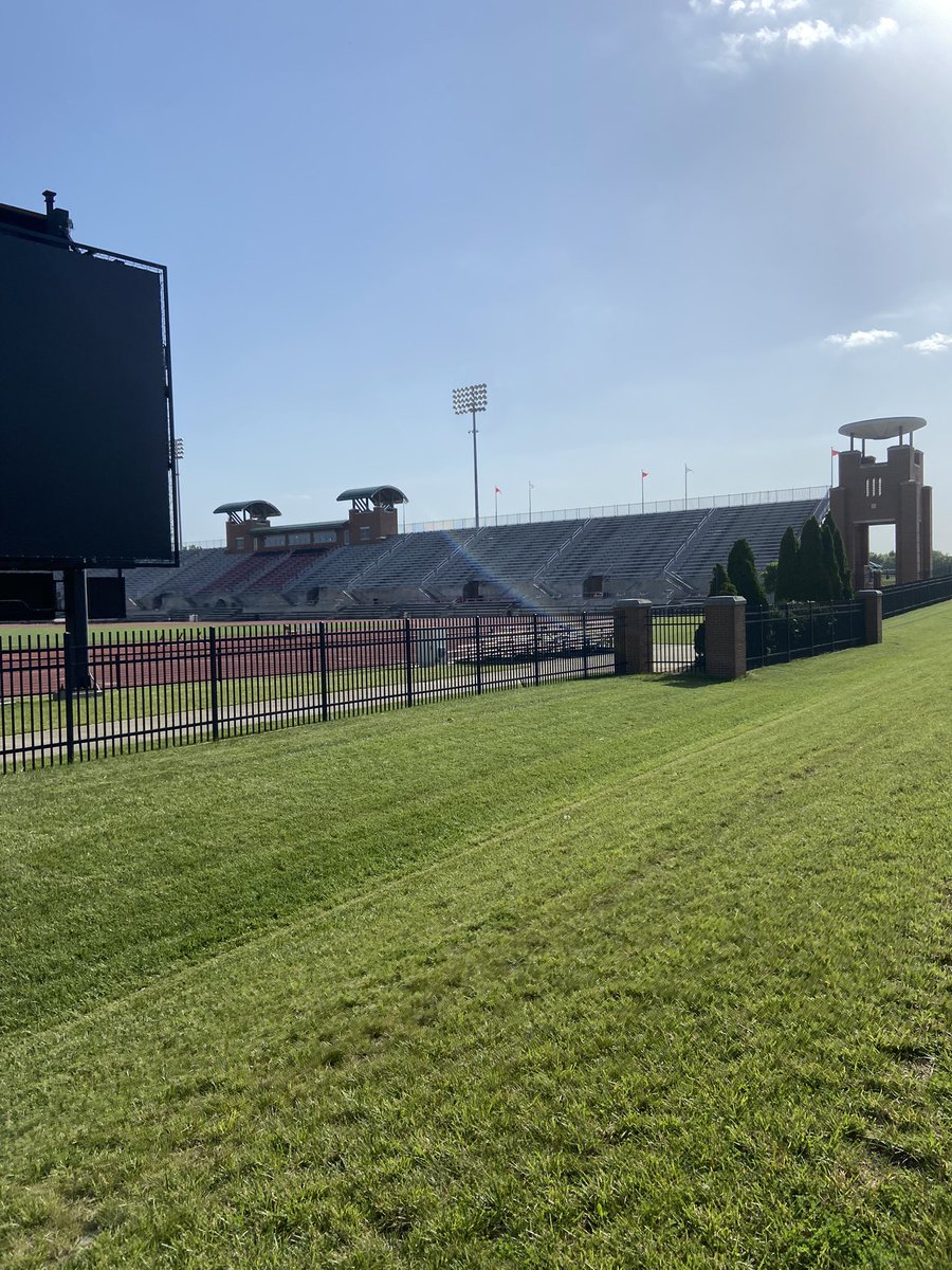 KaylaWonsick's tweet photo. Thank you @OhioStateWSOC and staff for a great ID clinic yesterday. Despite the heat, this was an amazing way to put in work with a division 1 team and a great way to start off June 15th! #GoBucks #June15th #SummerGrind @OSUCoachWalker @GavMacOSU https://t.co/ktJXXnGfdP