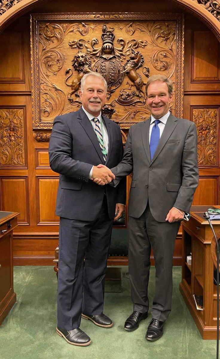 Yesterday I had the honour of meeting Speaker Arnott @MPPArnottWHH  during our caucus orientation at Queen’s Park. Thank you to Hamilton East-Stoney Creek for their support as I proudly represent our community in the legislature. #onpoli #hamiltoneaststoneycreek