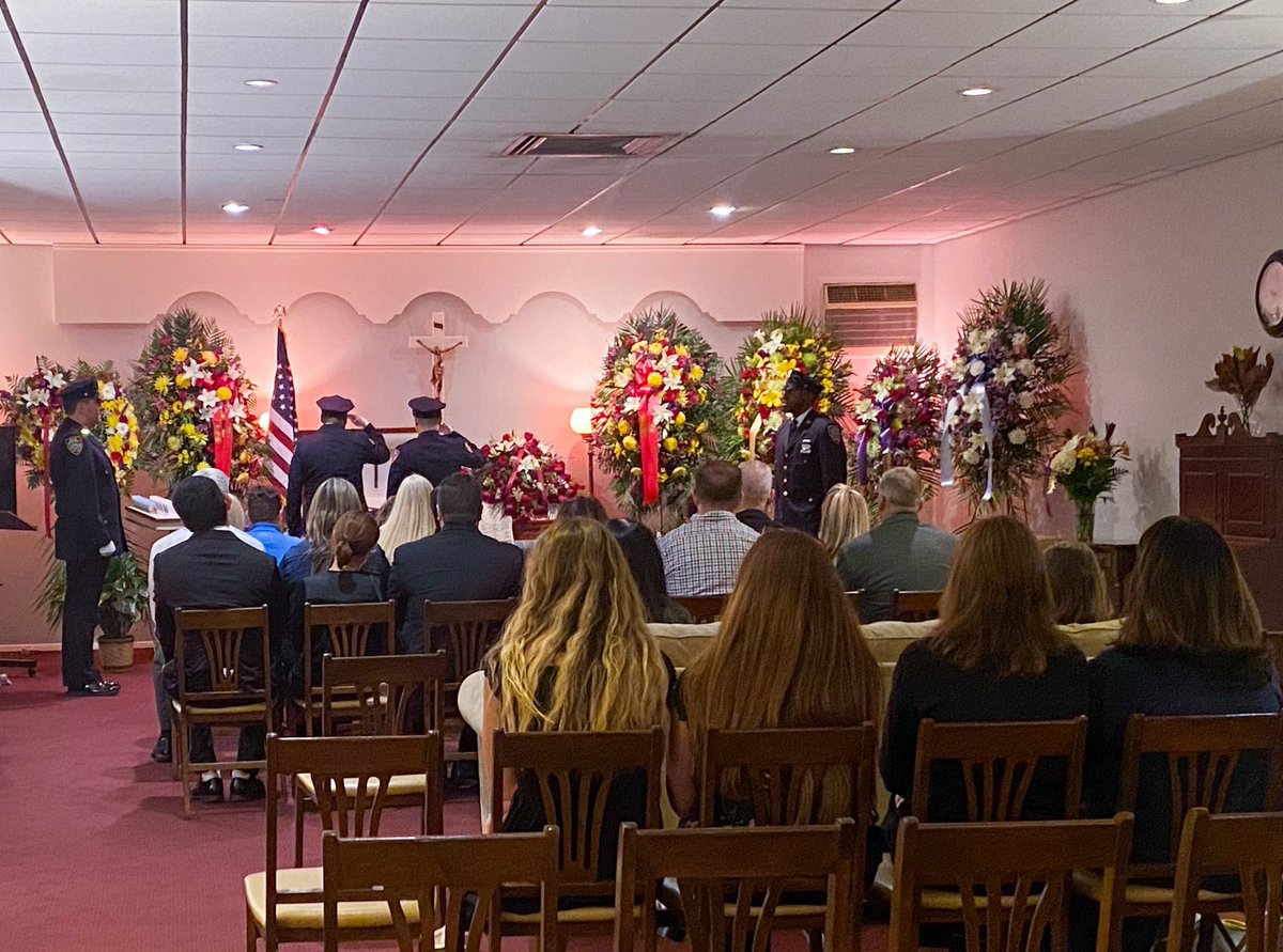 NYPD Chaplains Unit on Twitter "RT NYPDCeremonial Police Officer