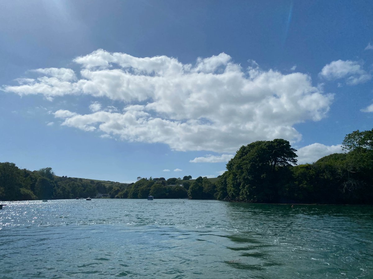 Coast&CountryCottages tweet media