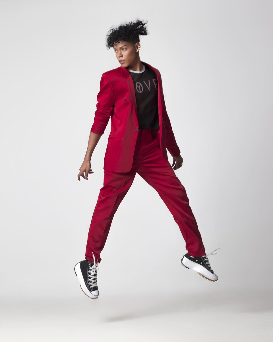 MODEL MIKE

#BLACKPOWER #Ecuador #modelmen