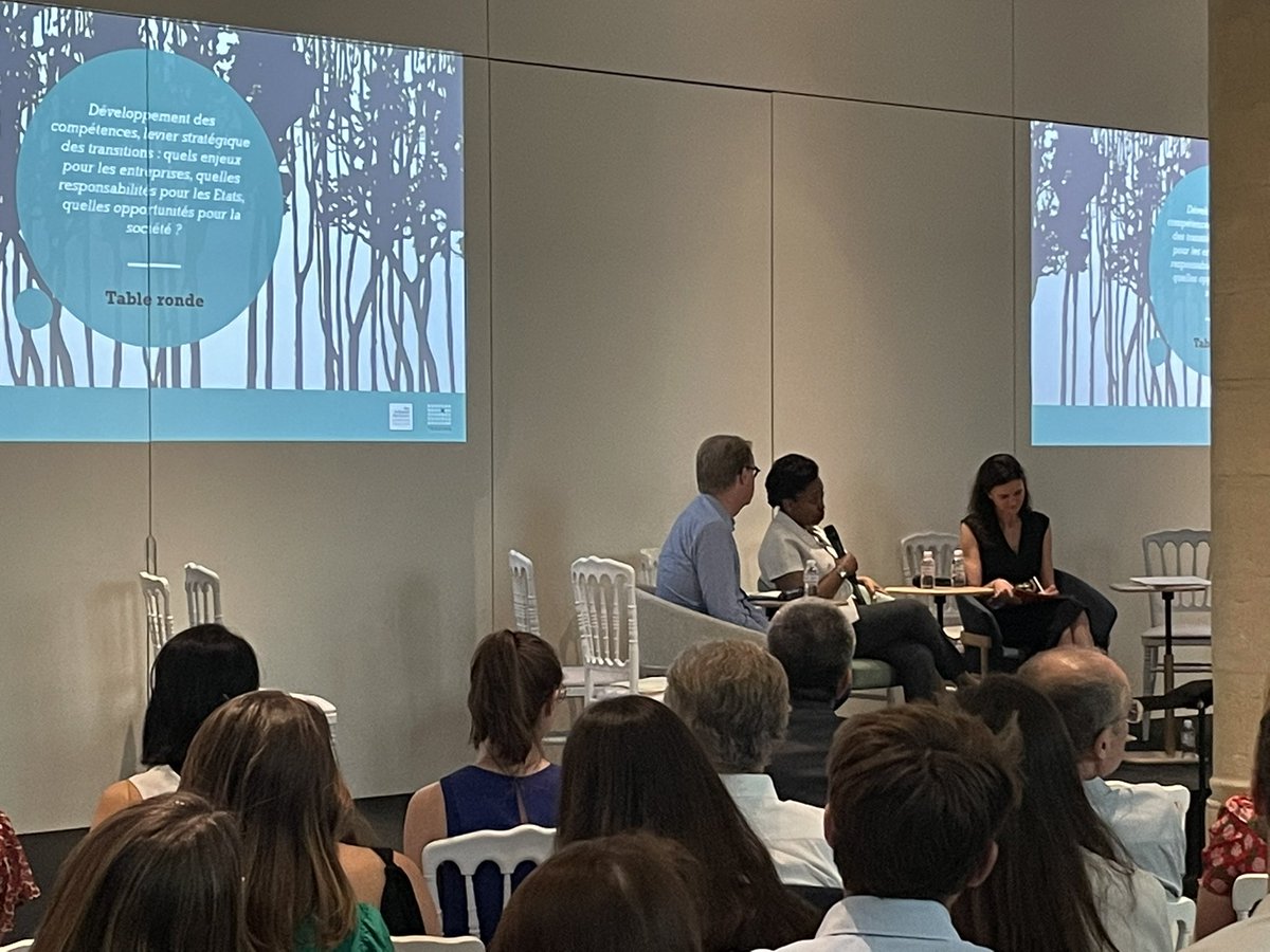 Table ronde dvp des #compétences avec
<a href="/ASBarthez/">Anne-Sophie Barthez</a> <a href="/sup_recherche/">Ministère Enseignement supérieur/Recherche/Espace</a> <a href="/ksontwitt/">Karima Silvent</a> @axa C. Michel <a href="/groupekeolis/">Keolis Group</a>
Vrai levier de transition écologique, digitale,sociétale
Quels enjeux pr les entreprises? Quelles responsabilités pr les Etats? Quelles opportunités pr la société?
#PrixTenzing