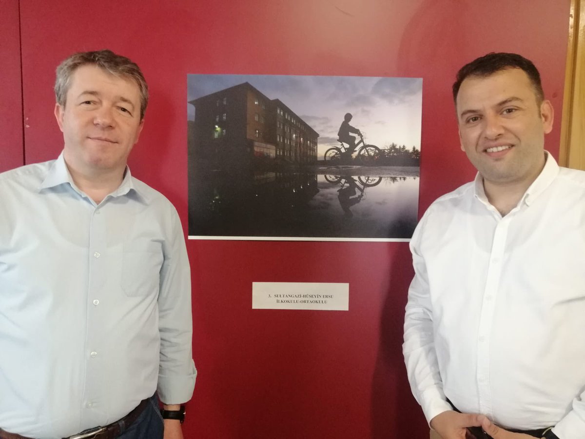 İl Milli Eğitim Müdürlüğümüzün düzenlediği 1.Benim Güzel Okulum temalı yarışma İl Milli Eğitiim Müdürümüz Sn Levent Yazıcı’nın katılımıyla gerçekleşti. İstanbul 3.olan Hüseyin Ersu İlk/Ortaokulumuzu tebrik ediyoruz.
<a href="/tcmeb/">Millî Eğitim Bakanlığı</a> <a href="/ist_arge/">İSTANBUL MEM AR-GE</a> <a href="/memleventyazici/">Levent Yazıcı</a> <a href="/necatitekbas/">Necati TEKBAŞ</a> <a href="/huseyin_ersu_/">Hüseyin Ersu Ortaokulu</a>