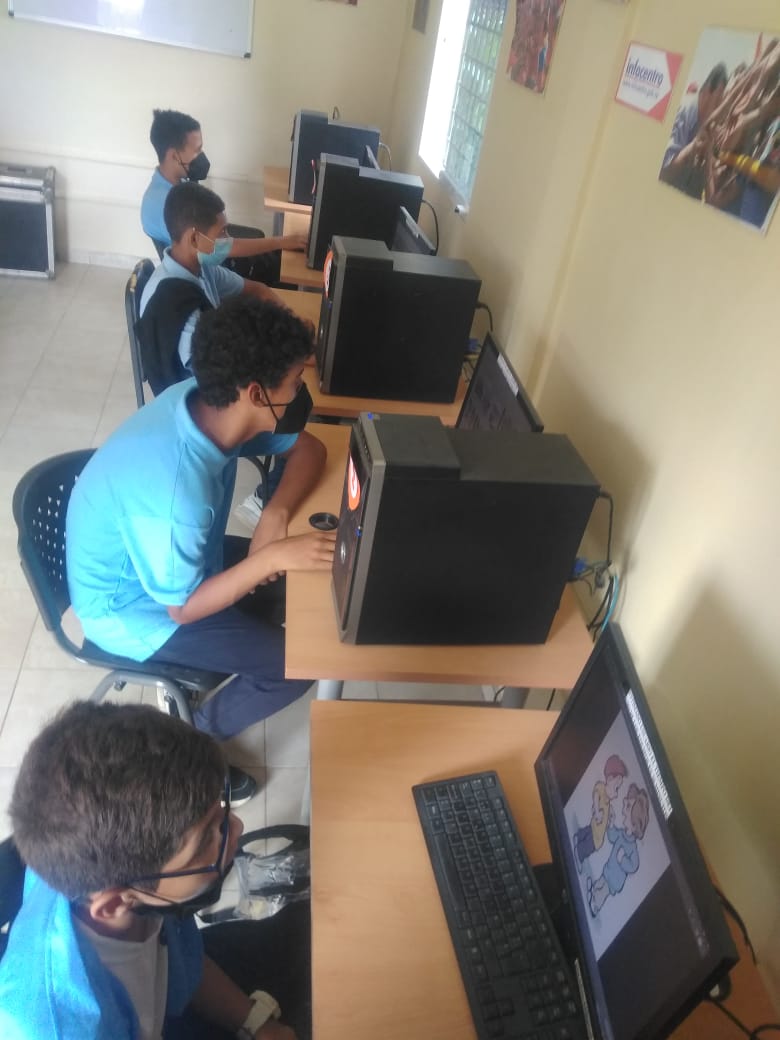 Brigadas comunicacionales Hugo Chávez tweet media