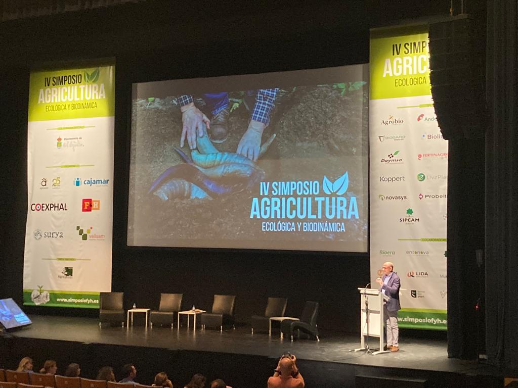 Probelte tweet media