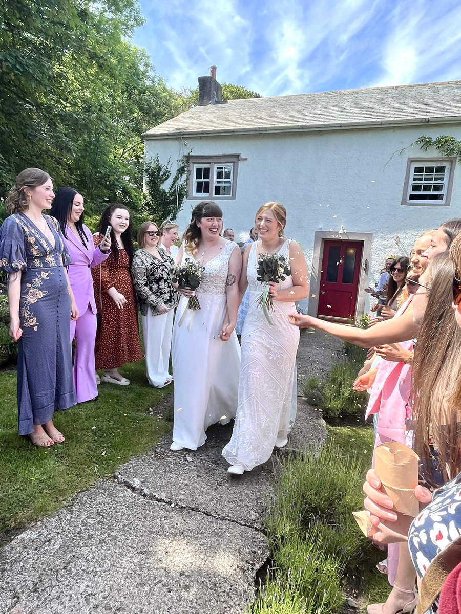 Liv Topham OT tweet media