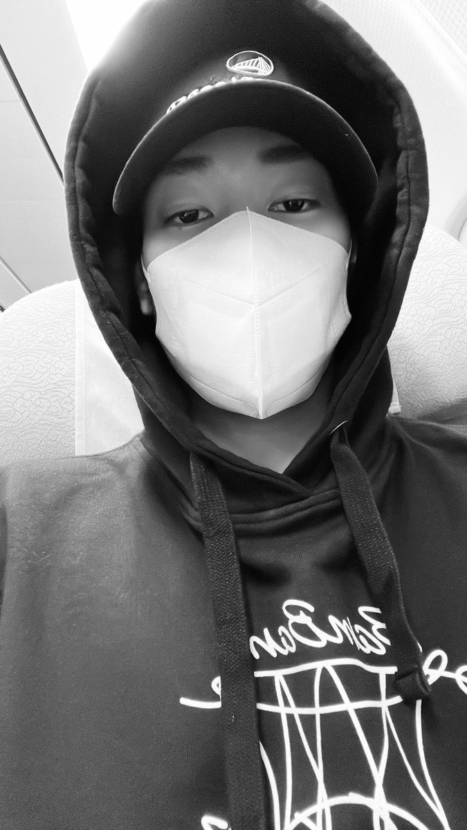 TuktaBam's tweet photo. เสื้อพร้อมส่งค่ะ
#HalfShadow เสื้อยืด No Fake Friends Aurora ไซน์ S ราคา 1,990.- (รวมส่ง)
#BamBamxGSW ฮู้ดเบอร์ M ราคา 3,590.- (รวมส่ง)
สนใจ DM สอบถามได้นะคะ
#ตลาดนัดเมนแบม #ตลาดนัดเมนแบมแบม #ตลาดนัดอากาเซ่ #ตลาดนัดอากาเซ #BamBam https://t.co/lmVK7FsP5i