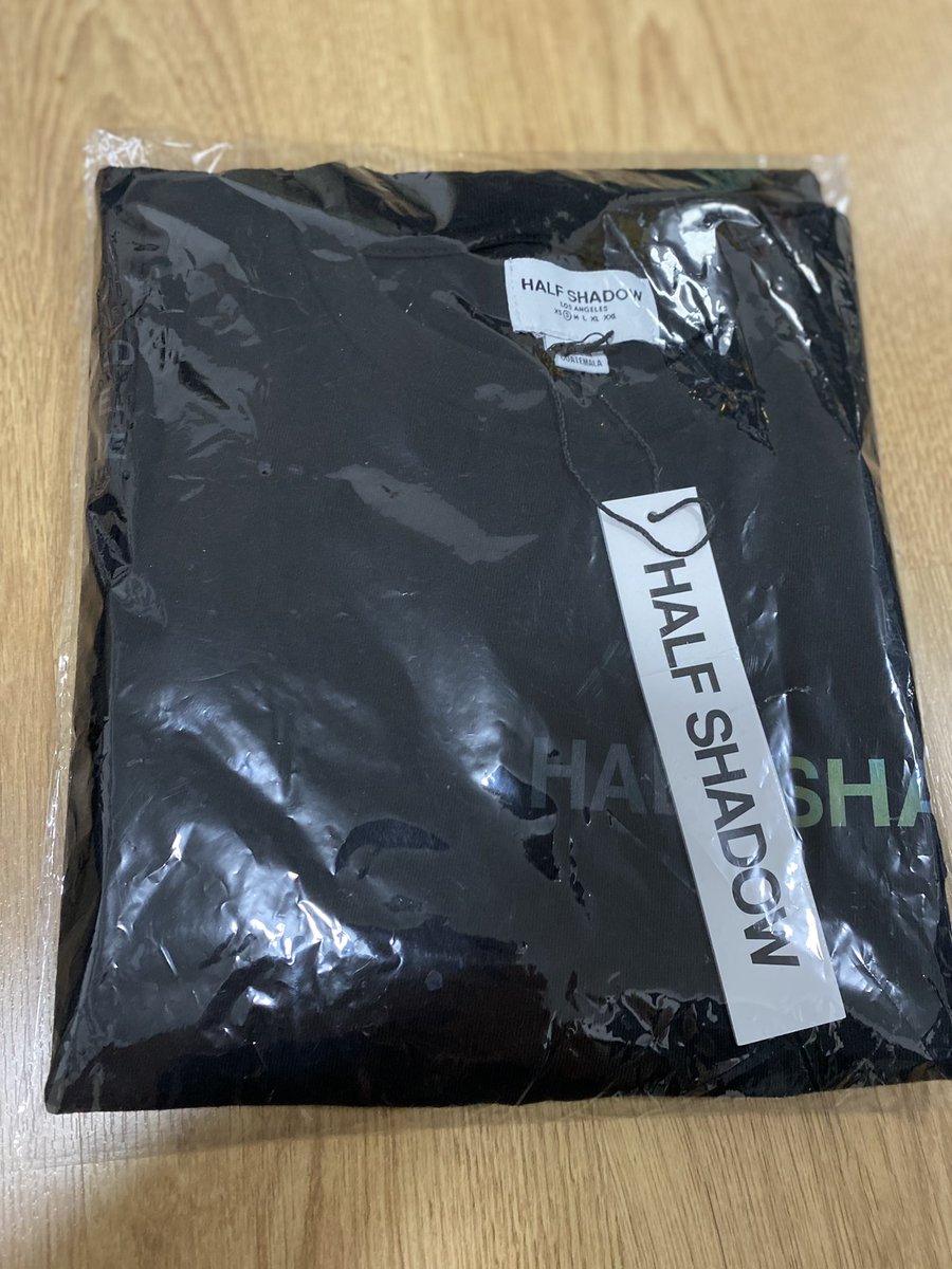 TuktaBam's tweet photo. เสื้อพร้อมส่งค่ะ
#HalfShadow เสื้อยืด No Fake Friends Aurora ไซน์ S ราคา 1,990.- (รวมส่ง)
#BamBamxGSW ฮู้ดเบอร์ M ราคา 3,590.- (รวมส่ง)
สนใจ DM สอบถามได้นะคะ
#ตลาดนัดเมนแบม #ตลาดนัดเมนแบมแบม #ตลาดนัดอากาเซ่ #ตลาดนัดอากาเซ #BamBam https://t.co/lmVK7FsP5i