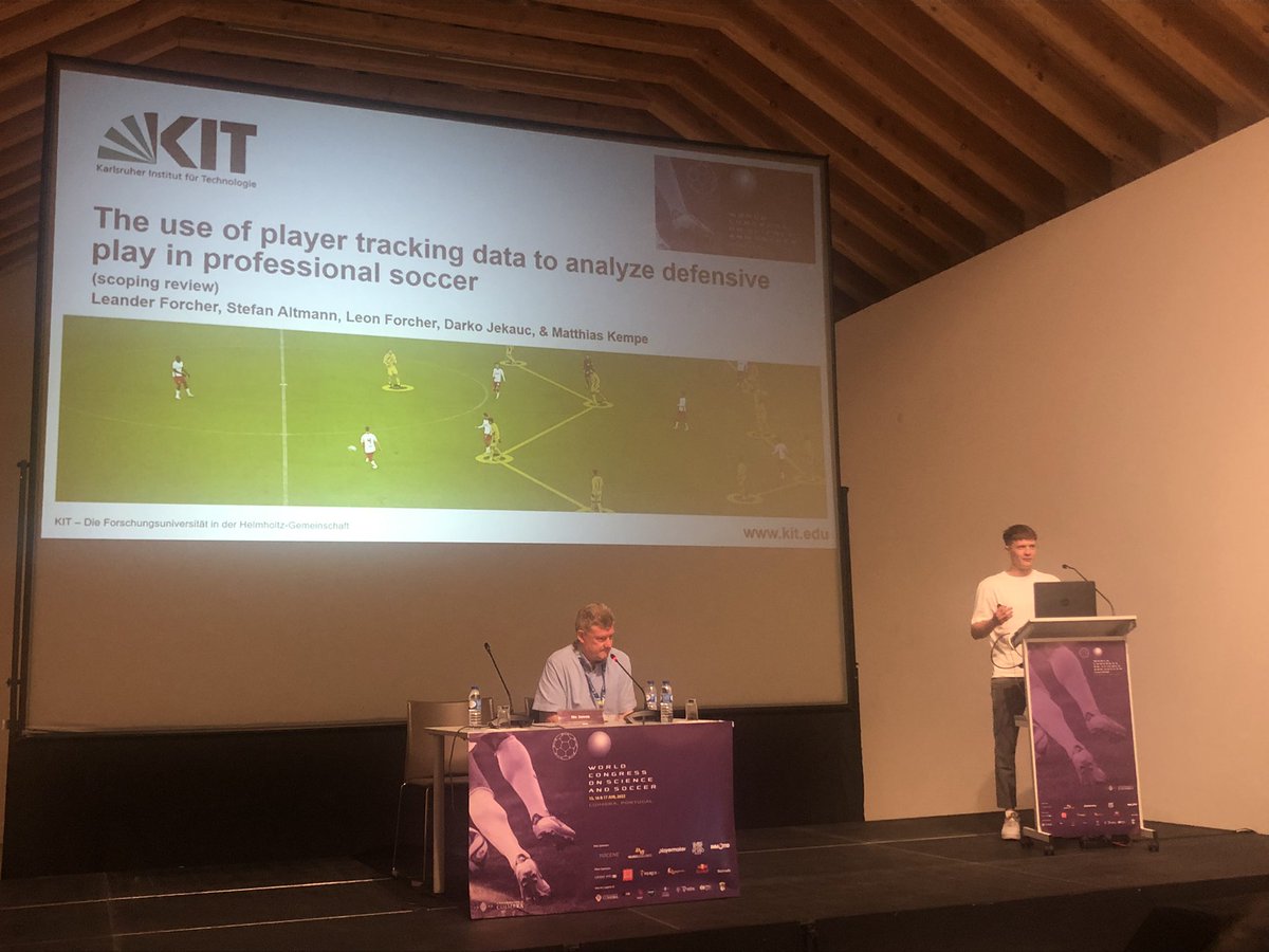 All presentations done at <a href="/wcss2022/">World Conference on Science and Soccer 2022</a> 🧑‍🎓🏫⚽️

Very well done <a href="/MThron/">Maximiliane Thron</a>, <a href="/leander_fo/">leander forcher</a> &amp; <a href="/ForcherLeon/">Leon Forcher</a> 👏

➡️ testing aerobic capacity using field tests 🩸🧪🏃‍♂️
➡️ analysing defensive play and formation changes during matches 🔄📊📈

Looking forward to further presentations &amp; discussions!