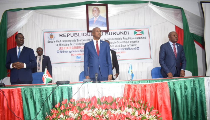 Burundi - ETATS GENERAUX DE L'EDUCATION, sous le Haut patronnage du Président de la République.
Les travaux s'achèvent ce jour. Je salue le rôle important joué par le Bureau régional vers des réformes du secteur de l'éducation, la formation et de la recherche scientifique. #GPE