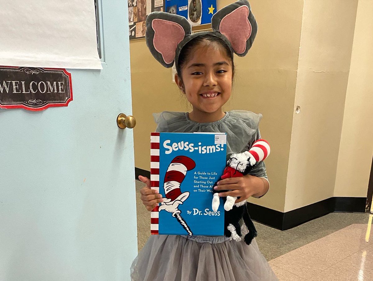 school9pride's tweet photo. Yesterday was Character Day! Here are a few shots of some of the characters the students chose! #characterday #Yonkerspublicschools #School9
@YonkersSchools
@quezada1229 @RcollinsJudon
@MayorMikeSpano https://t.co/n3igUaAiki