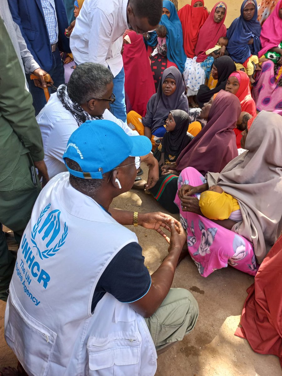 UNHCRSom's tweet photo. #UNHCR Rep. Mr. Magatte on a visit to Bulo Burto to listen first hand to the drought affected people, #drought situation in Somalia is deteriorating rapidly, urgent resource investments are needed to address the needs of the most vulnerable people. #droughtinSomalia #moreisneeded https://t.co/QOaVz4snNA