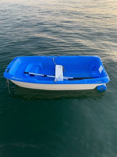 <a href="/Plymouth_Harbor/">PlymouthHarbormaster</a> crew working on multiple unmanned and adrift calls with <a href="/USCGNortheast/">USCGNortheast</a> Boston this morning. With the big tides, make sure to secure vessels to prevent them from floating away and add “if found” stickers with contact info.
