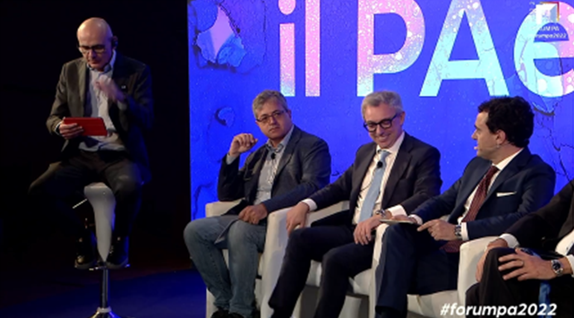 “#Cloud: non una singola tecnologia, ma un #modello operativo che permette di offrire a #cittadini e imprese servizi con semplicità e velocità.”
<a href="/raffaelg/">Raffaele Gigantino</a> oggi a #ForumPA2022 per discutere il ruolo delle tecnologie nel raggiungimento degli obiettivi del #PNRR <a href="/FPA_net/">FPA - FORUM PA - A DIGITAL360 Company</a>