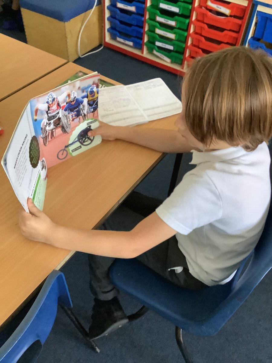 SAPSRedSquirrel's tweet photo. Lovely silent #reading going on in our class this afternoon. #English #thive https://t.co/TQ69nQO5mL