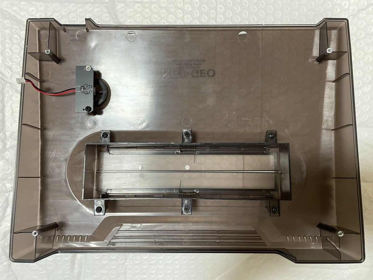 LuChengLiao's tweet photo. Internal of MVS (AES shell replica) consolized Part 2 😓 https://t.co/IlNDf3cwYB