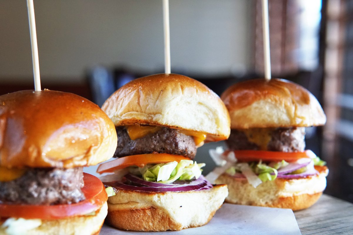 Daily Grill tweet media