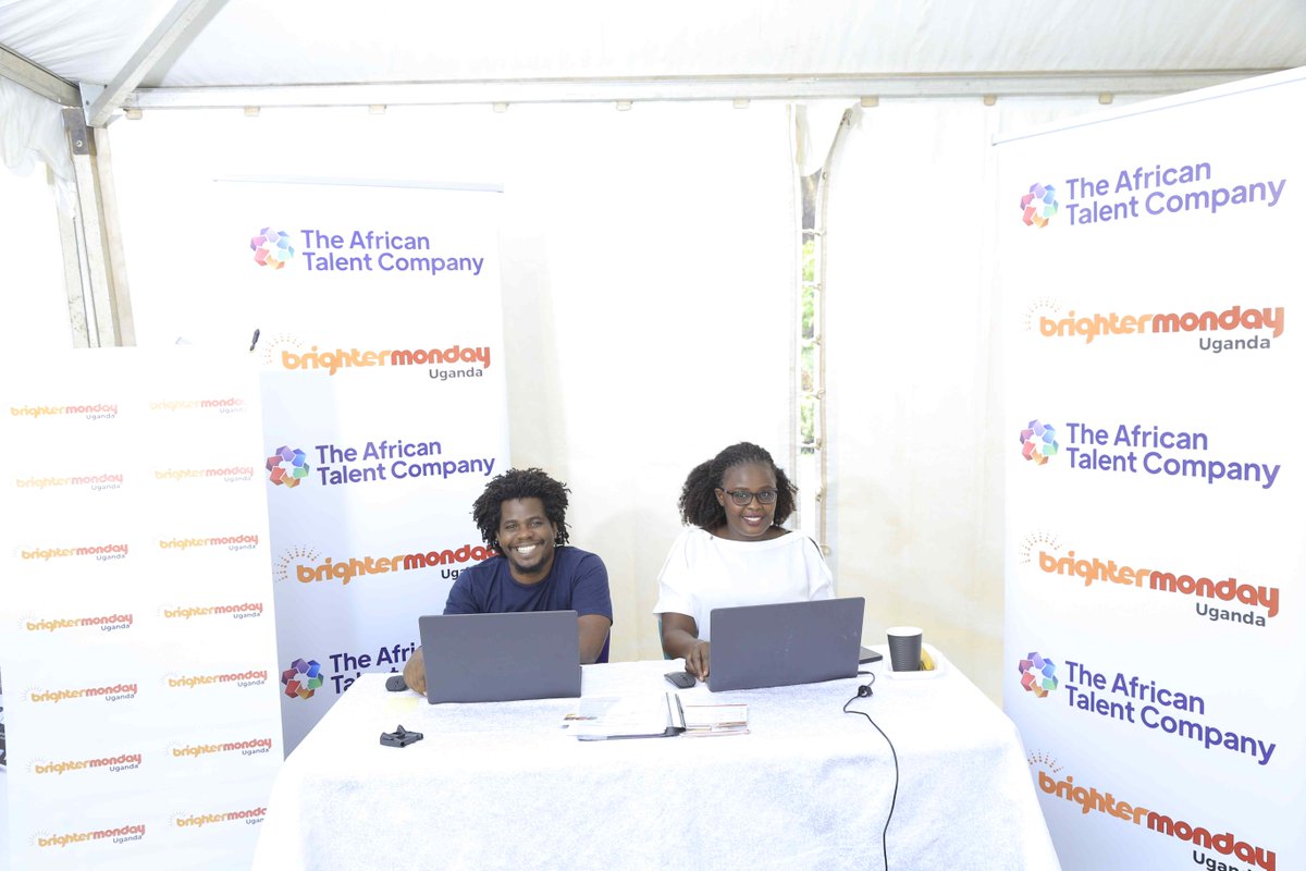 BrighterMonUG's tweet photo. The 5th Techknot Edition by @refactory_ug took place today at Clarke International University and it was a great pleasure for @BrighterMonUG to be invited and participate in such a brilliant event & panelists.
#4IR, #DataScience, #Analysis, #Engingeering, #Databases #BigData https://t.co/Zu5PkChEju