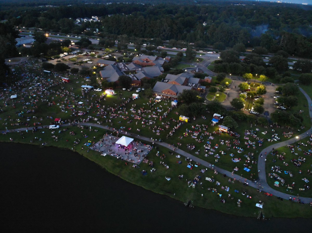 We've had some great #FourthofJuly celebrations over the years &amp; 2022 will be the best yet! Fabulous Fourth in the Creek takes place Monday, July 4 here at the Municipal Center with live music, food vendors, free kids' activities, and an AWESOME fireworks show!#creekrising