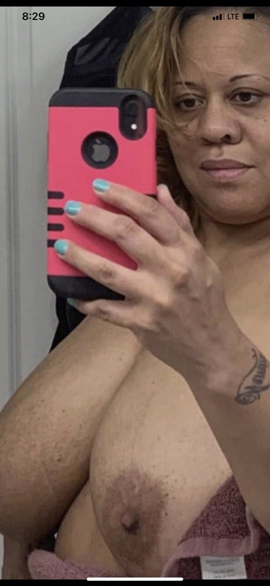kynngThot's tweet photo. Dat homie moms showing me those saggey tits b4 work #ebony #milf #saggers #blackmlif #glif #grannychic #mature #coguar #bigtitgoddess #oldperv #BigBootySSBBW #bbw #ebonymom https://t.co/5Bs18nDGkJ