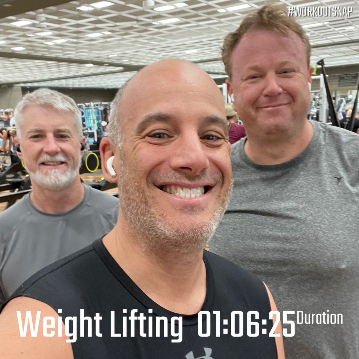 barmach's tweet image. Happy Friday Eve! 🤪 #5amclub #hshive #nuunambassador #fitnessjourney #fitdad #tritraining #weightlifting #weights #lifting #weighttraining #lifter #liftheavy #exercise #cardio #fitness #fit #fitfam #fitnessmotivation #workoutsnap