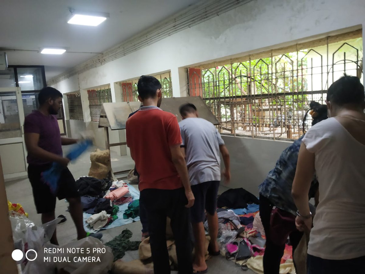 hands_thathelp's tweet photo. So preparations for next distribution is done.🔥🔥 Kudos to Everyone who have contributed to the sorting of clothes!!!🤩🤩🤩 @GurukoolM @ama @MamcRda @Neelam21183701  @Abhinav28239683 @hands_thathelp https://t.co/x4oAFLMiiu