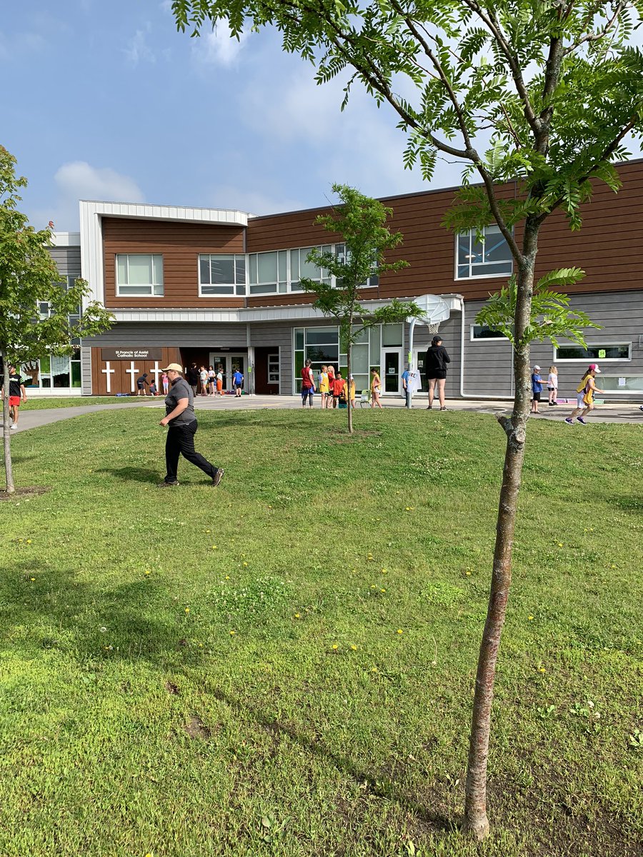 St.Francis of Assisi (@alcdsb_stfa) on Twitter photo Play day today <a href="/alcdsb_stfa/">St.Francis of Assisi</a> ! Slip & slide, balloon toss, water art and so much more!! Play day today <a href="/alcdsb_stfa/">St.Francis of Assisi</a> ! Slip & slide, balloon toss, water art and so much more!!