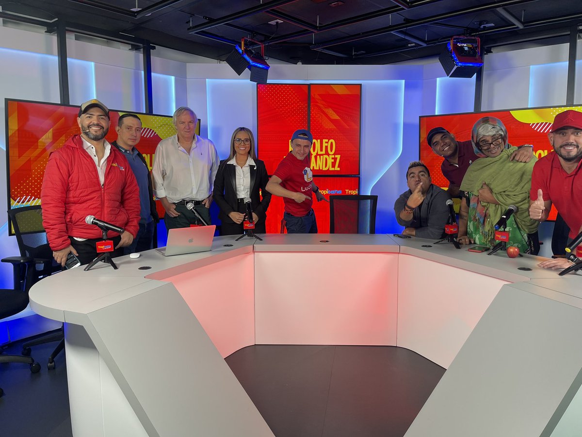 ¡Nosotros cumplimos! Con equilibrio para los candidatos; el mismo equipo, el mismo set y el mismo tiempo para el <a href="/ingrodolfohdez/">Ing Rodolfo Hernandez 🇨🇴!</a> sin embargo respetamos la decisión de no asistir. Gracias Colombia por escuchar #TROPICANA #rodolfoentropicana