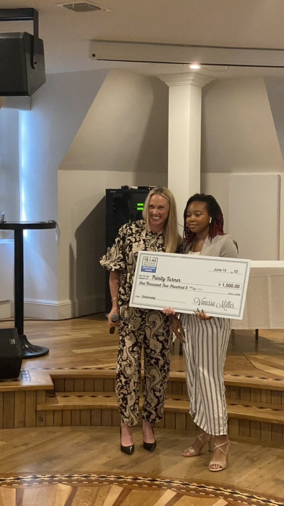 Congratulations to Trinity &amp; Dominic on each receiving a scholarship from Texas Restaurant Association <a href="/TomGlennHS/">Tom Glenn High School</a> @LeanderISD_CTE @TXRestAssoc