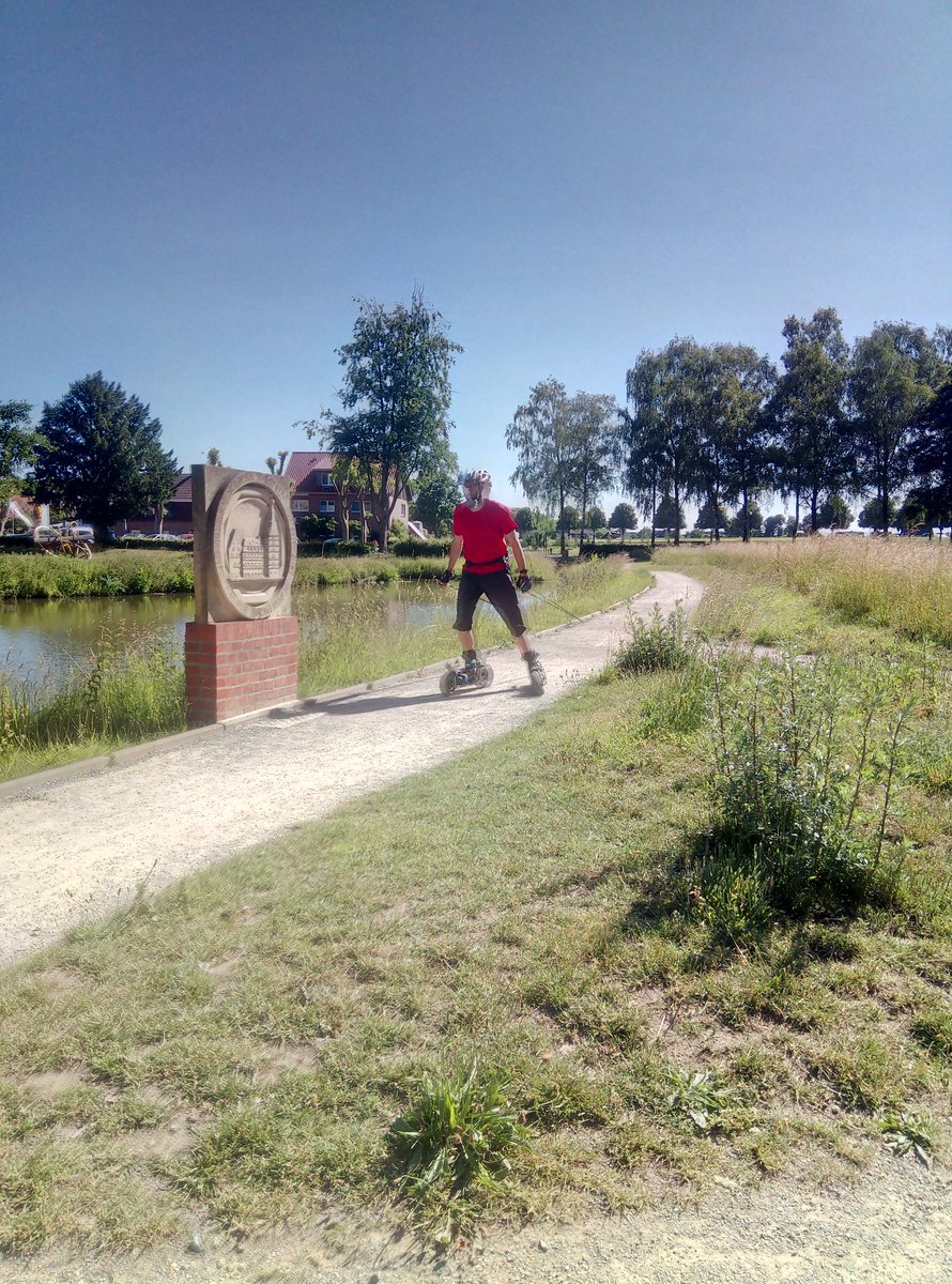 Heute mit HW eine kleine Vortour für unser #Rolldichfit Tourenwochenende in #Schermbeck im Juli nach #Raesfeld gemacht. Wir haben auch sehr schöne Cross Passagen dabei. Anmeldung im Web unter Rolldichfit.de