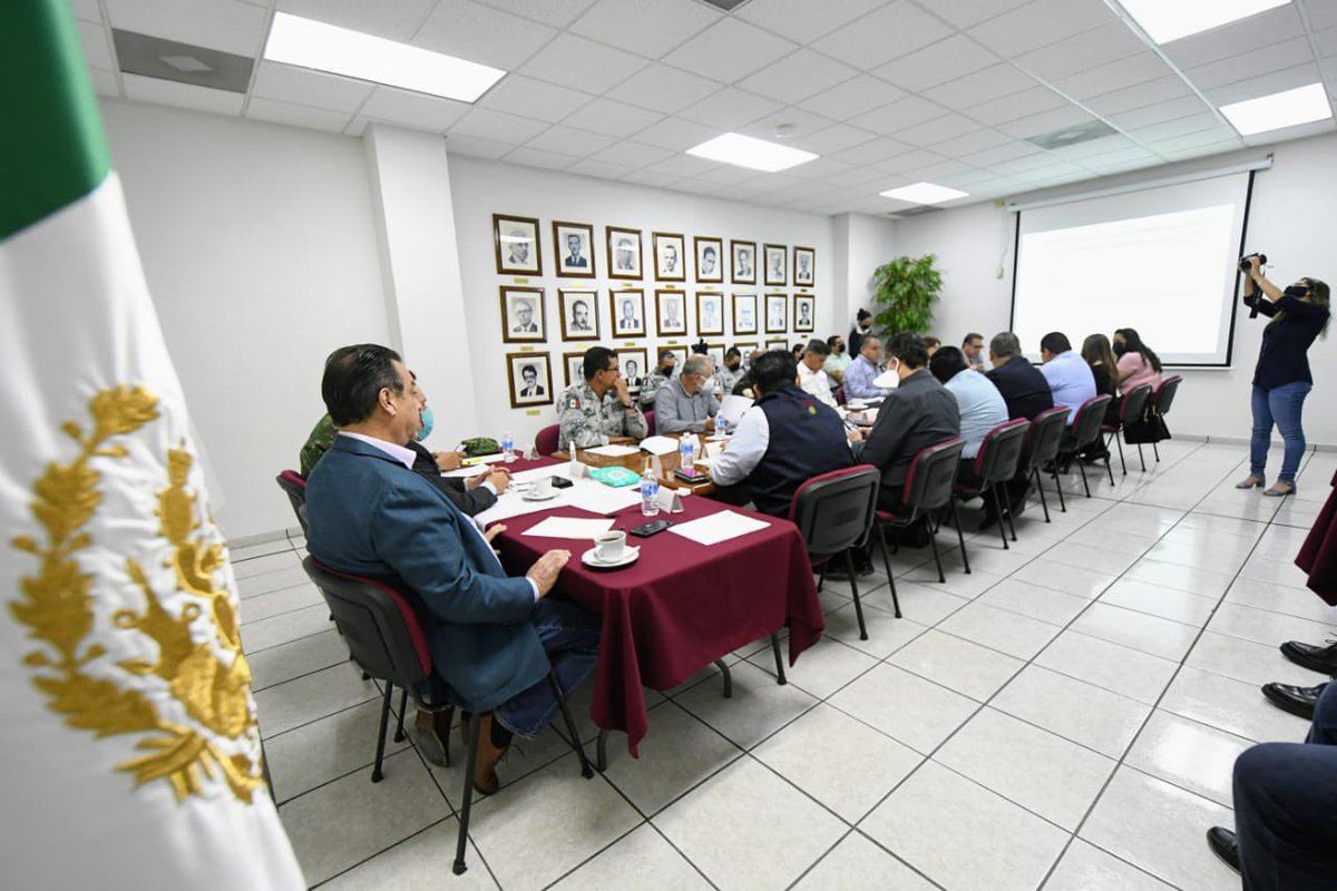 Como parte de la estrategia de #seguridad del Gobernador <a href="/mrikelme/">Miguel Riquelme</a>, autoridades de los tres niveles de gobierno dan seguimiento a los acuerdos de la Mesa para la Construcción de la Paz, así como se también a las acciones de atención de la población migrante.