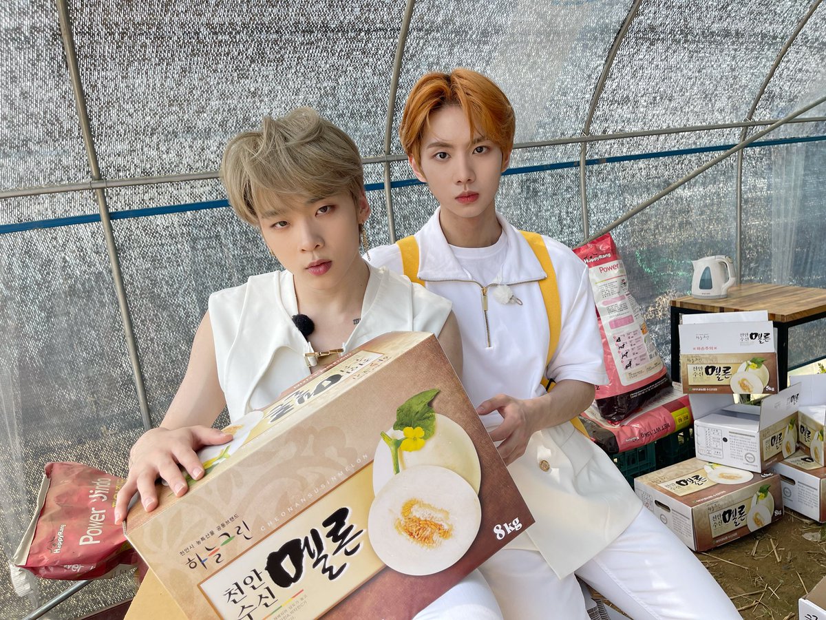 gallerywin's tweet photo. with #Castle_J 🍈

#MCND #엠씨엔디
#WIN #윈 #방준혁 https://t.co/cRrkW7sqEs