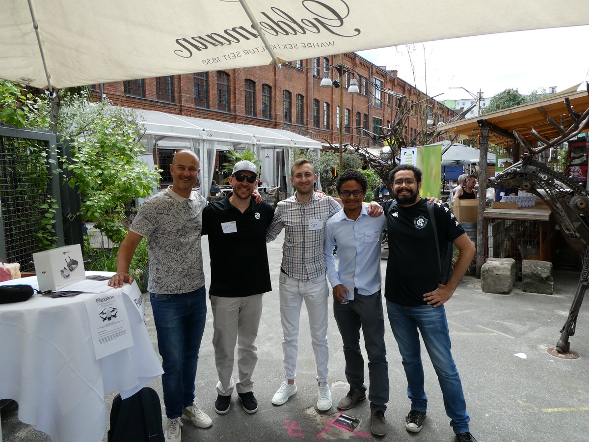 flexiana's tweet image. Thank you @clojuredconf for last weekend! Our team had a great time and can't wait for the next one.
#Clojure #ClojureD