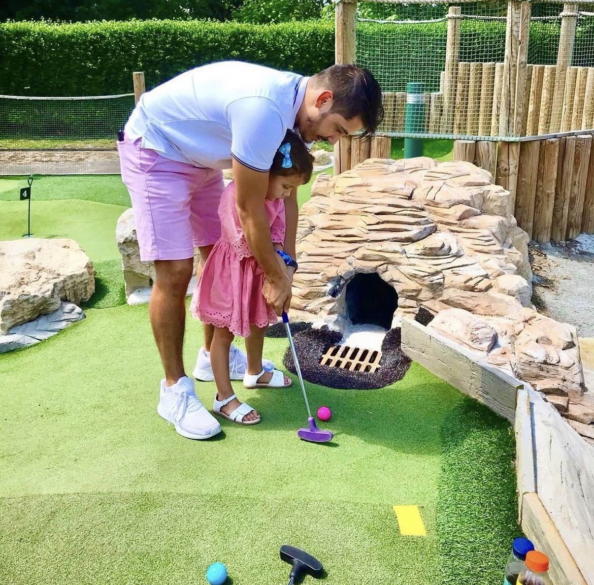 Fathers day is fast approaching and what better way to celebrate than some friendly (or not so friendly!) competition on the mini golf course followed by some delicious food and drinks.

We are expecting a very busy weekend so please ensure you book online to avoid disappointment