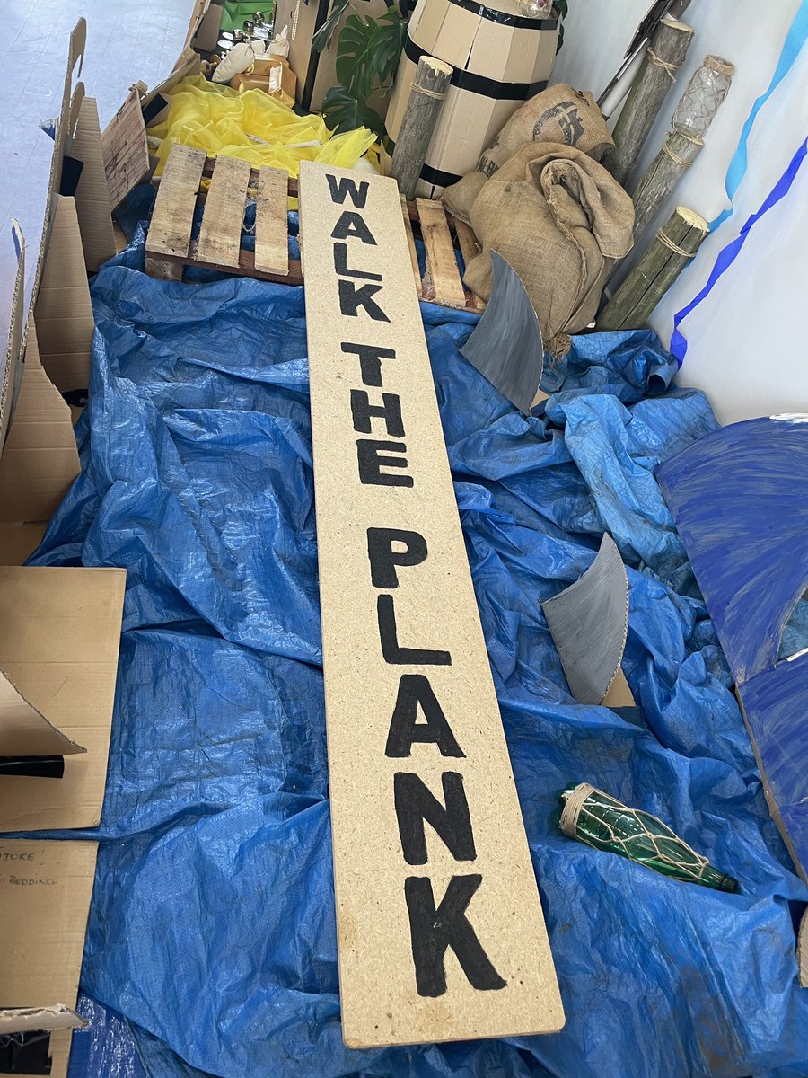 EmbleyHampshire's tweet photo. There’s a buzz at Prep today as they prepare for their first production of Pirates of the Curry Bean this evening. Take a look at this - we think that’s a work of ‘Arrrrrr!’ 🏴☠️ #Embley #EmbleyPrep #Pirate #Drama #Education #SchoolProduction #Art https://t.co/CLdmIhNpU0