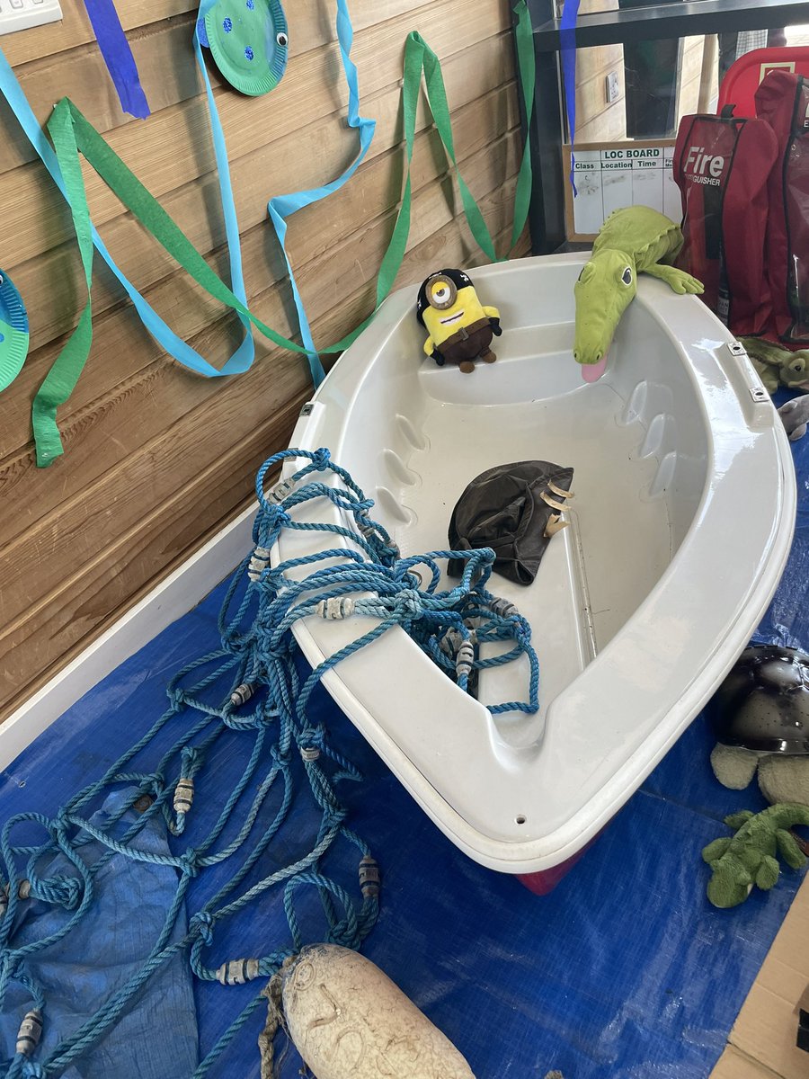 EmbleyHampshire's tweet photo. There’s a buzz at Prep today as they prepare for their first production of Pirates of the Curry Bean this evening. Take a look at this - we think that’s a work of ‘Arrrrrr!’ 🏴☠️ #Embley #EmbleyPrep #Pirate #Drama #Education #SchoolProduction #Art https://t.co/CLdmIhNpU0