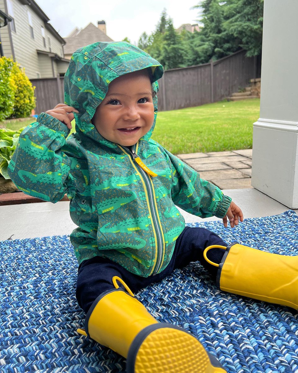 When he needs some perspective, #LLBeanAmbassador Troy Brooks always finds that a little time outside with his family puts a smile on his face – rain or shine. (📸: Instagram's troy_brooks)