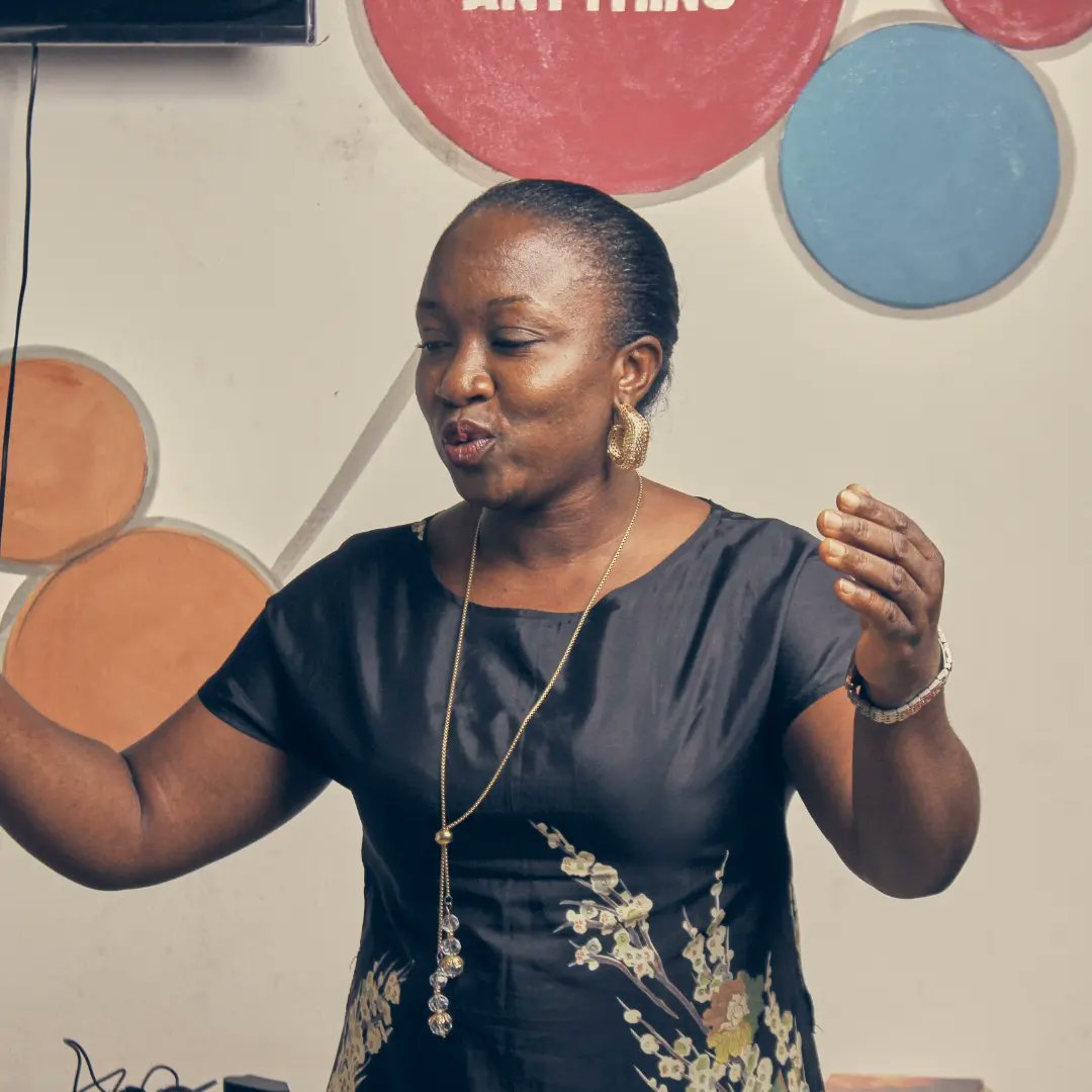 cloud10techhub's tweet image. It was such an honor to have @mammanjabs speak to our champs about the importance of tech&amp;amp; the need to research one&apos;s interests before specializing in Tech.

She explained both code-based &amp;amp; non-code-based tech skills &amp;amp; shared some vital nuggets

Thank you ma&apos;am.
#Cloud10TechHub