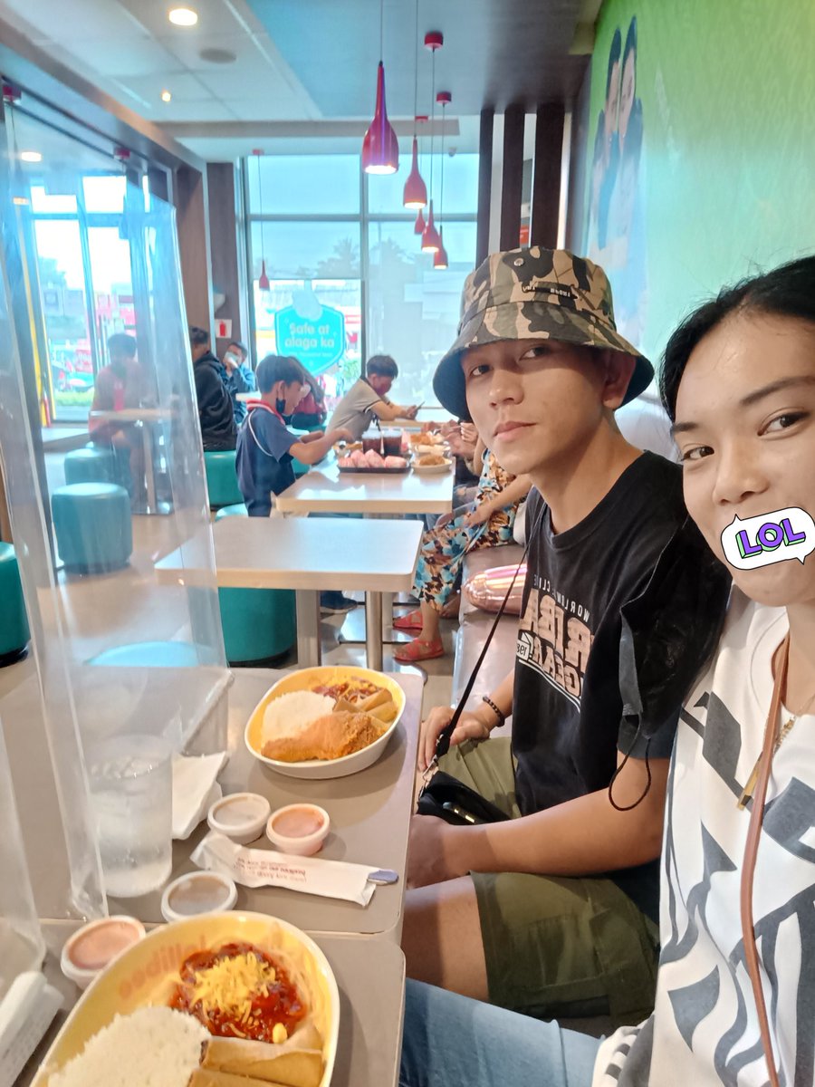 ritchielyn_01's tweet photo. Nagutom ako after sa kulba kaayong interview. ๐ฅน Lord, may Your will be done. ๐ #chargetoexperience https://t.co/slj7Cycucy
