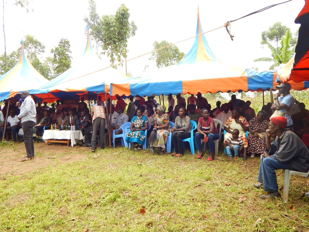 fullnetwork044's tweet photo. Had a productive engagement with the people of Opapo, East Kamagambo.Thankful for their trust in my candidature and support as #genooduogo ambassadors on the ground.Mbele iko sawa. https://t.co/eKToixmqhh