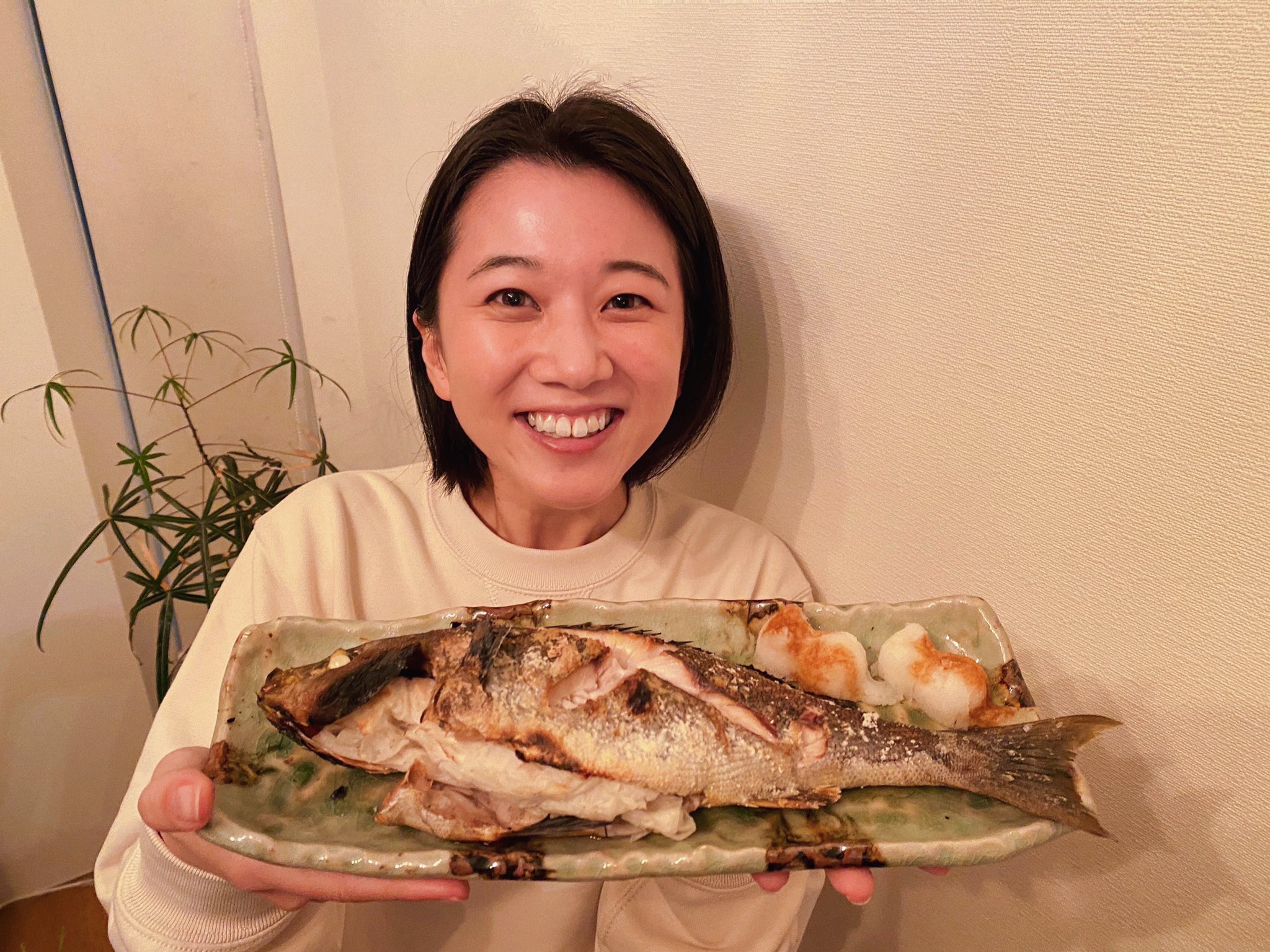 太田 唯 関爆 のその後 イサキ釣り編 ご覧頂けましたか 23匹も釣らせてもらったので 仲良しのご夫婦さん家にお裾分けして みんなで美味しく頂きました T Co Rwebipusza Twitter