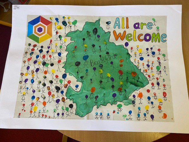 LilycroftSch's tweet photo. Fabulous art work for Refugee Week from Reception and KS1. See the art work in person at Emmaus, Bradford @PriestleyTrust @BradfordCoS #allwecome #RefugeeWeek2022 https://t.co/Ub5fYrIPdD