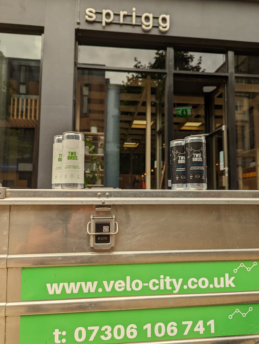 And no 9 on #CleanAirDay #CleanAirDay2022 in Glasgow is with <a href="/twobirdsdrinks/">Two Birds Drinks</a> and Sprigg. And I think we might've earned lunch now, 3500 calories burned as we cycle round #Glasgow 😎